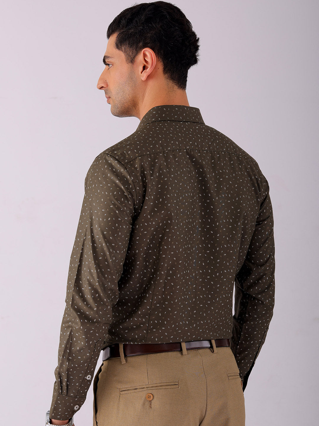 Shop Men's Ditsy Printed Slim Fit Formal Shirt Online.