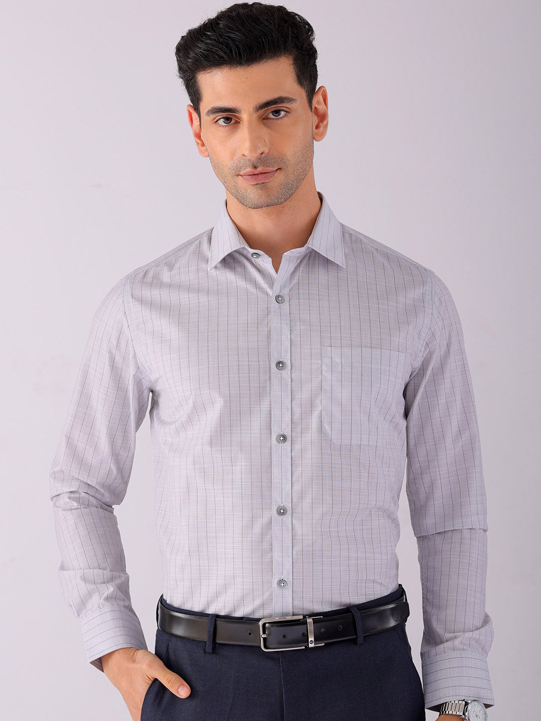 Shop Men's Striped Slim Fit Formal Shirt Online.