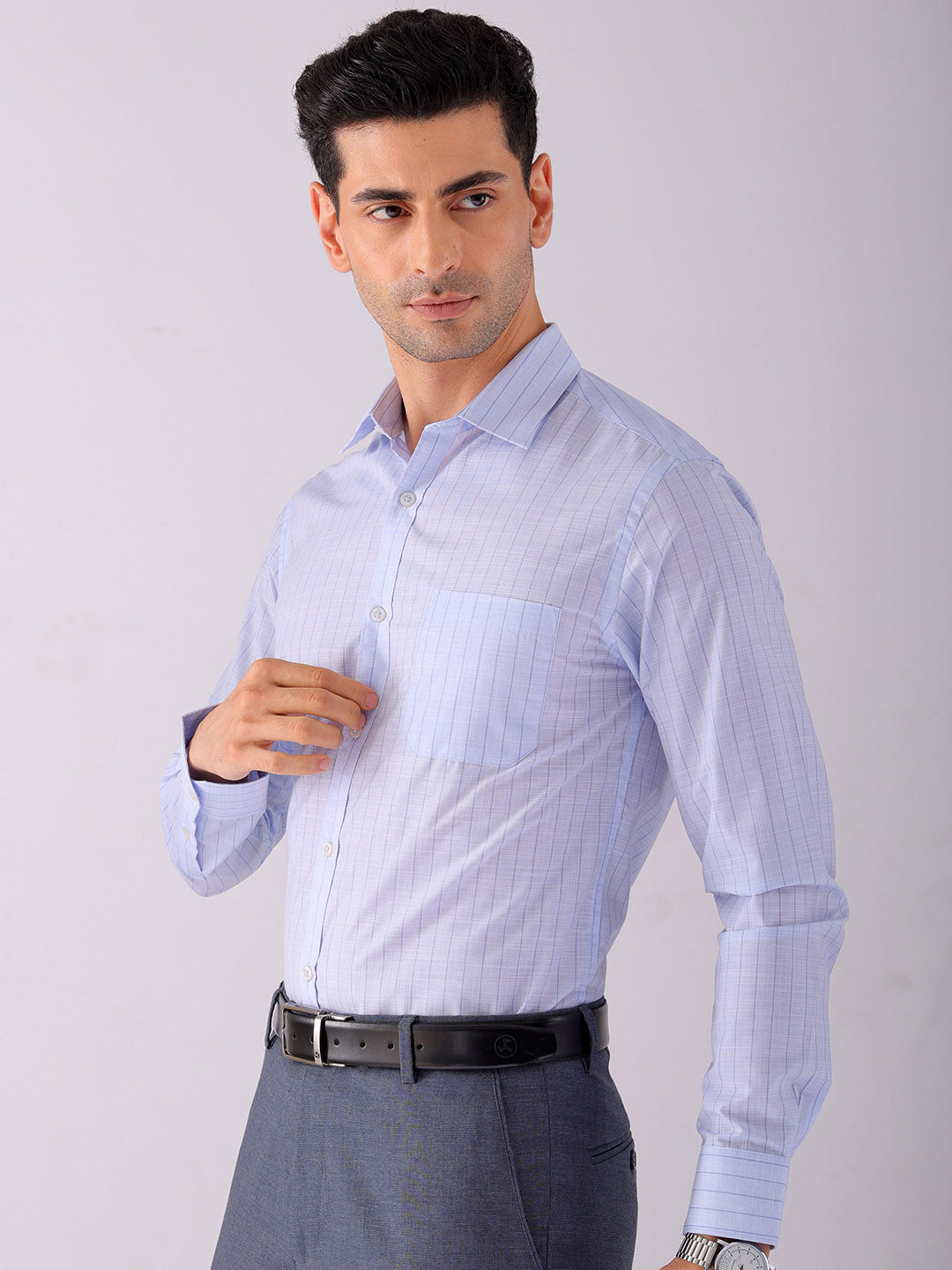 Shop Men's Striped Slim Fit Formal Shirt Online.