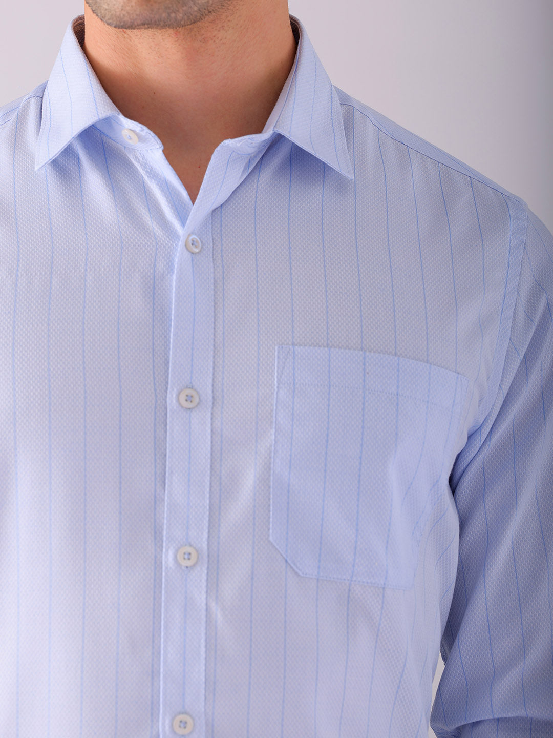 Shop Men's Striped Slim Fit Formal Shirt Online.