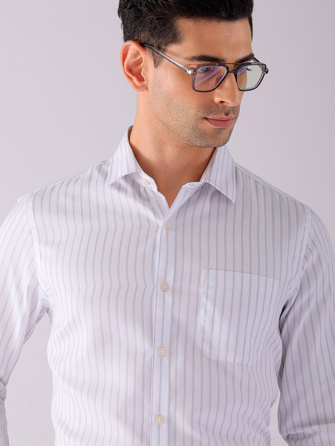 Shop Men's Striped Slim Fit Formal Shirt Online.