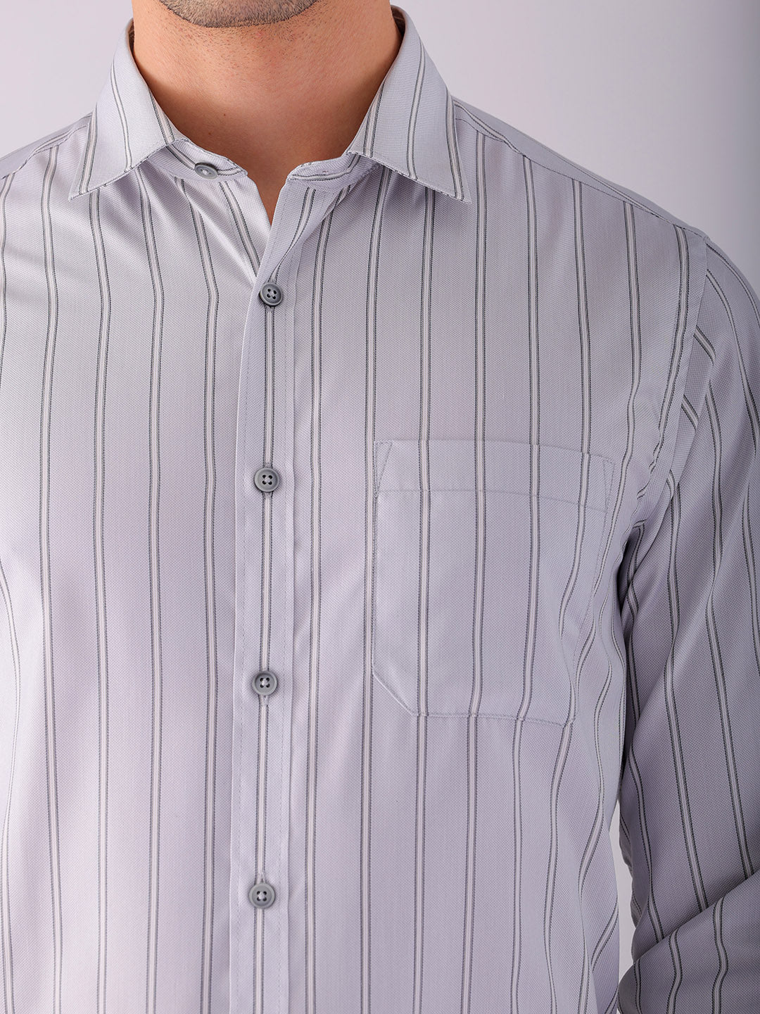 Shop Men's Striped Slim Fit Formal Shirt Online.