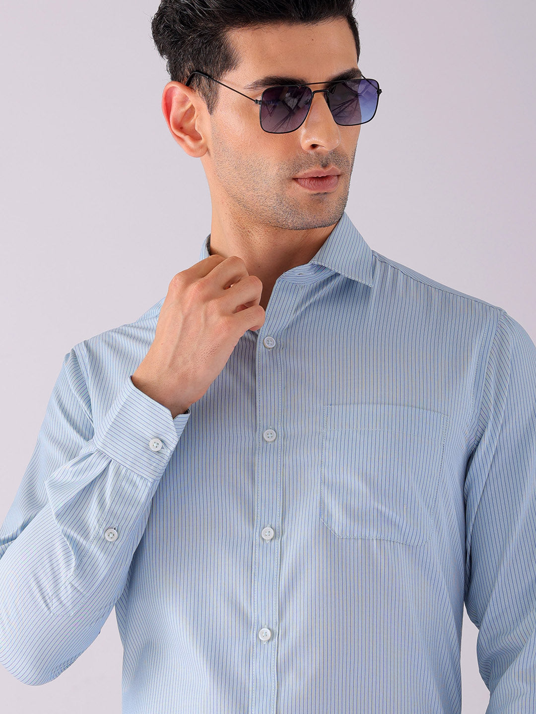 Shop Men's Striped Slim Fit Formal Shirt Online.