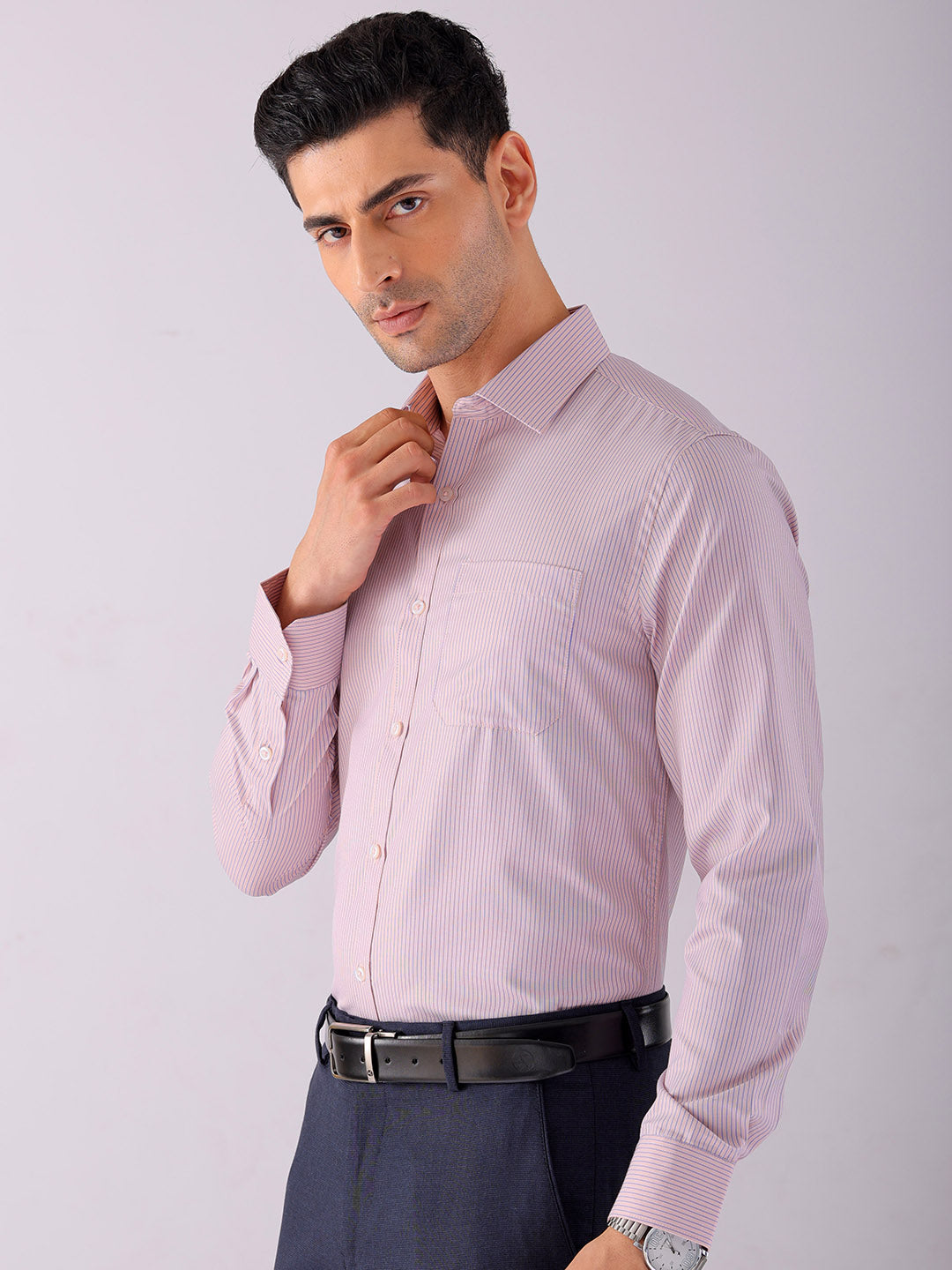 Shop Men's Striped Slim Fit Formal Shirt Online.