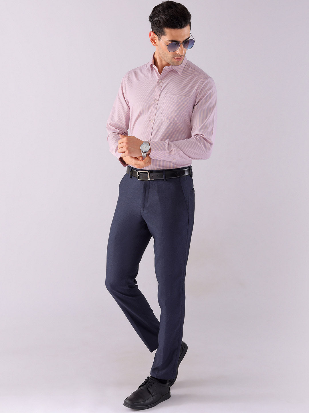 Shop Men's Striped Slim Fit Formal Shirt Online.