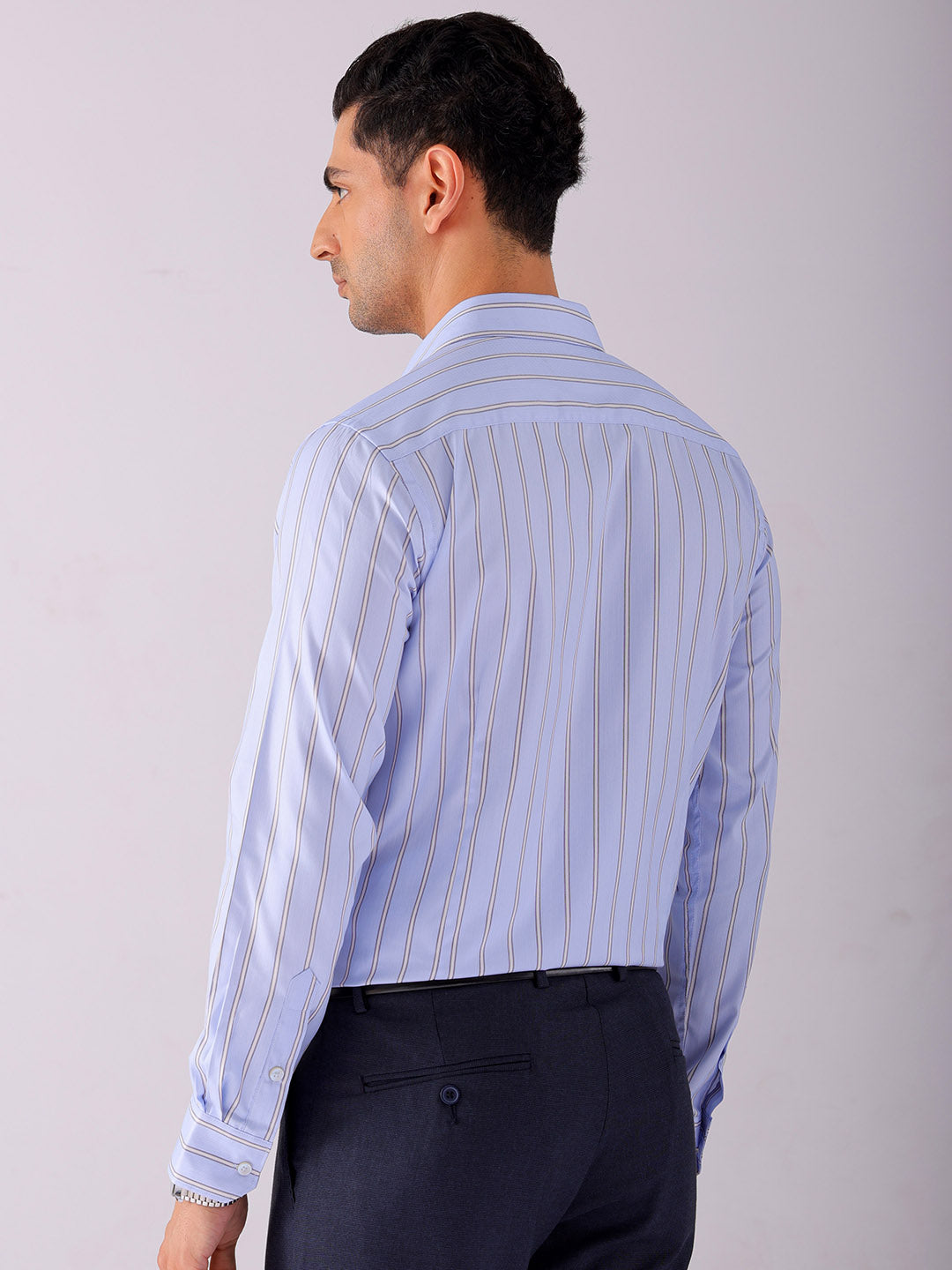 Shop Men's Striped Slim Fit Formal Shirt Online.