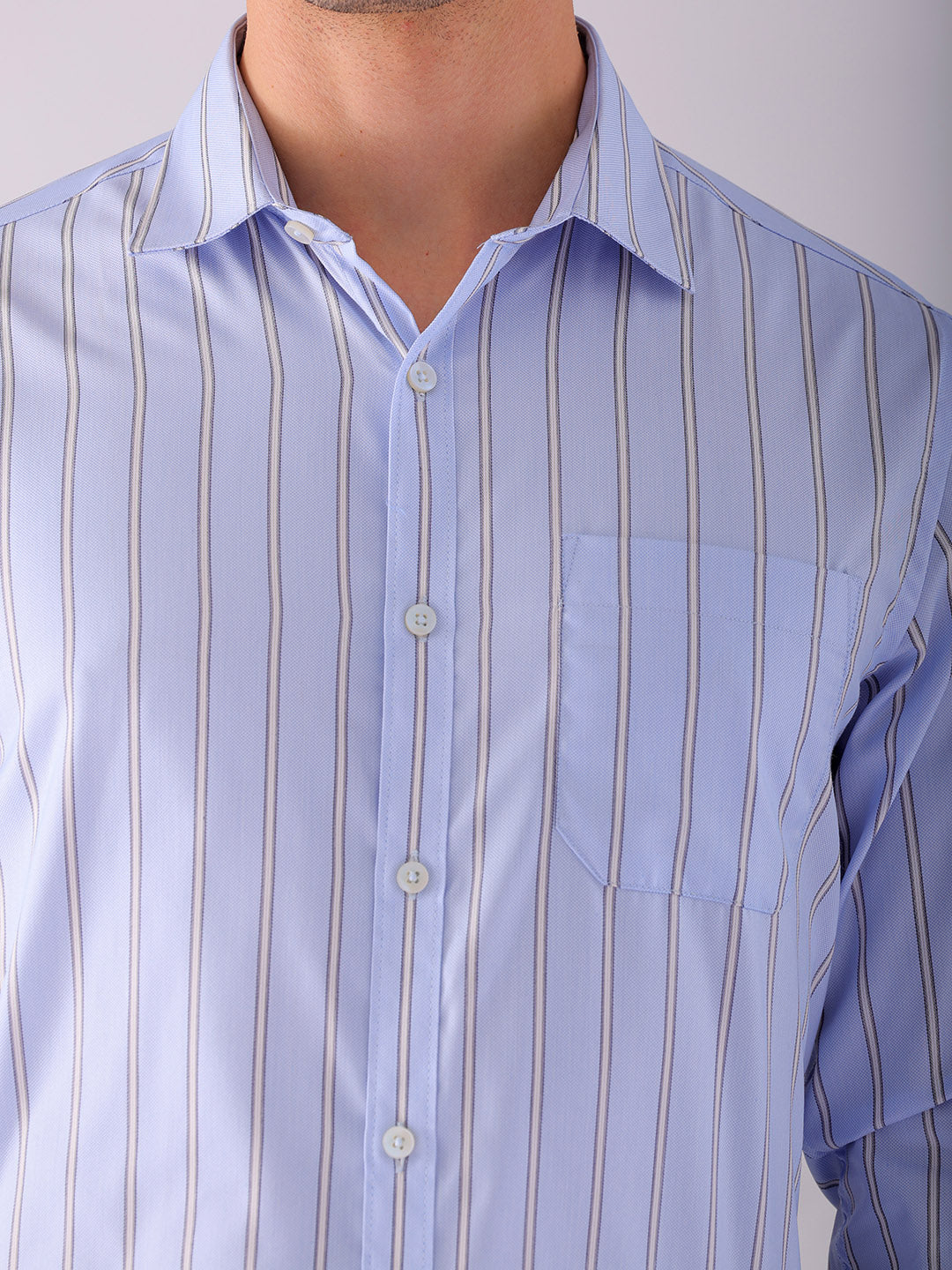 Shop Men's Striped Slim Fit Formal Shirt Online.