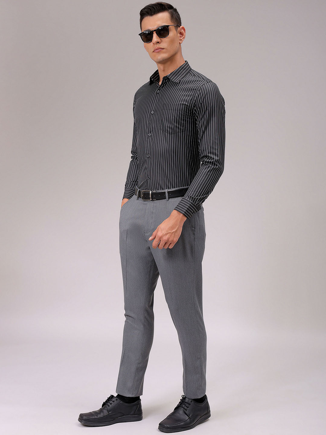 Men's Slim Fit Striped Formal Shirt