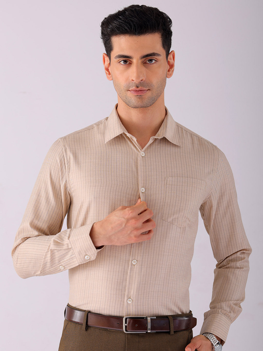 Shop Men's Striped Slim Fit Formal Shirt Online.