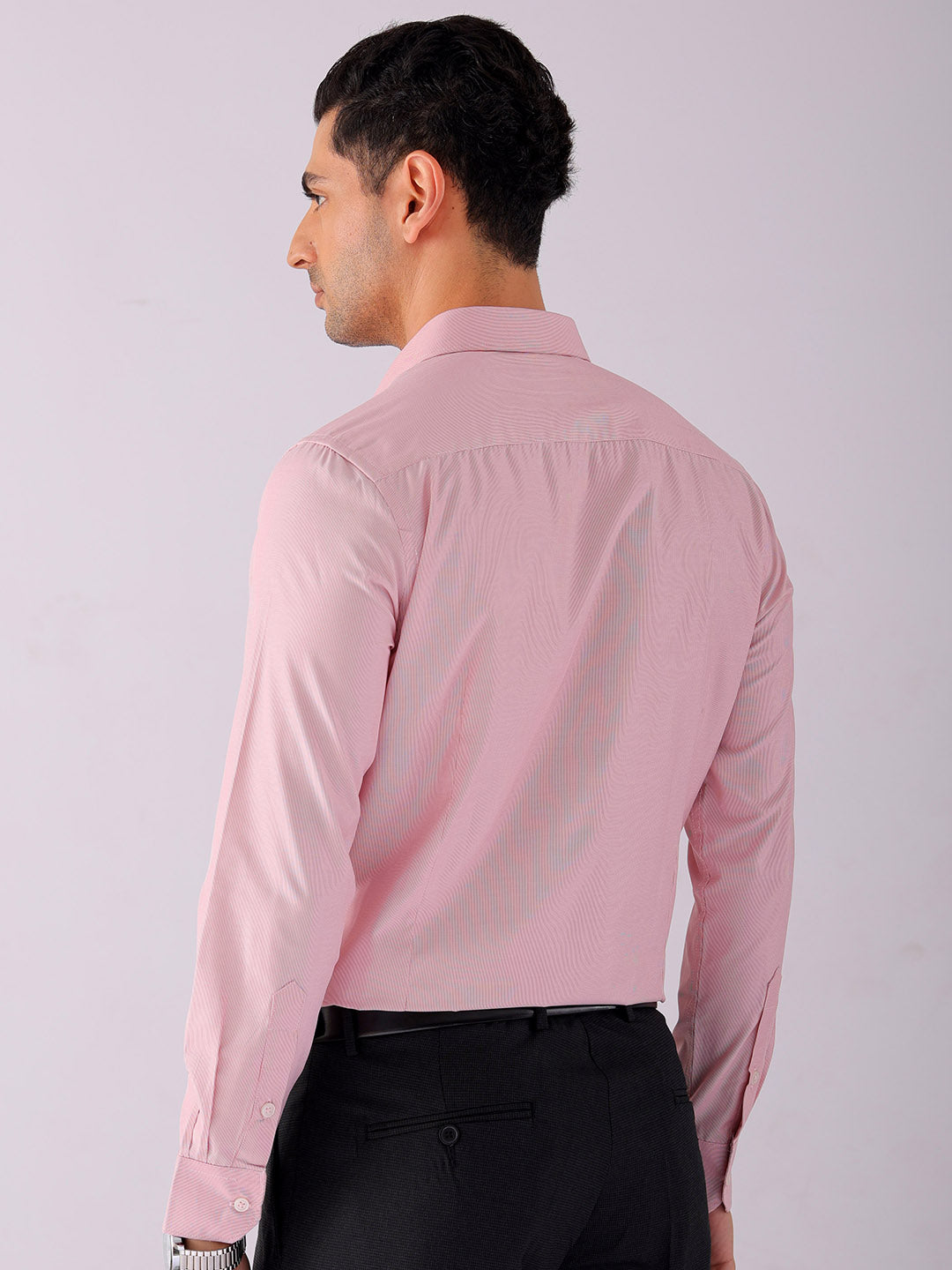 Shop Men's Striped Slim Fit Formal Shirt Online.