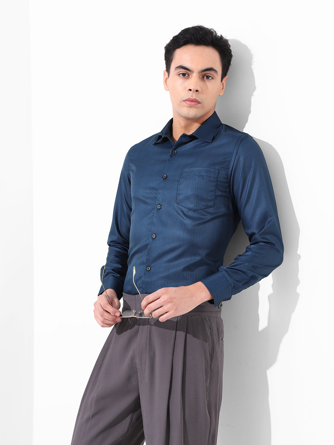 Men's Blue Slim Fit Striped Formal Shirt