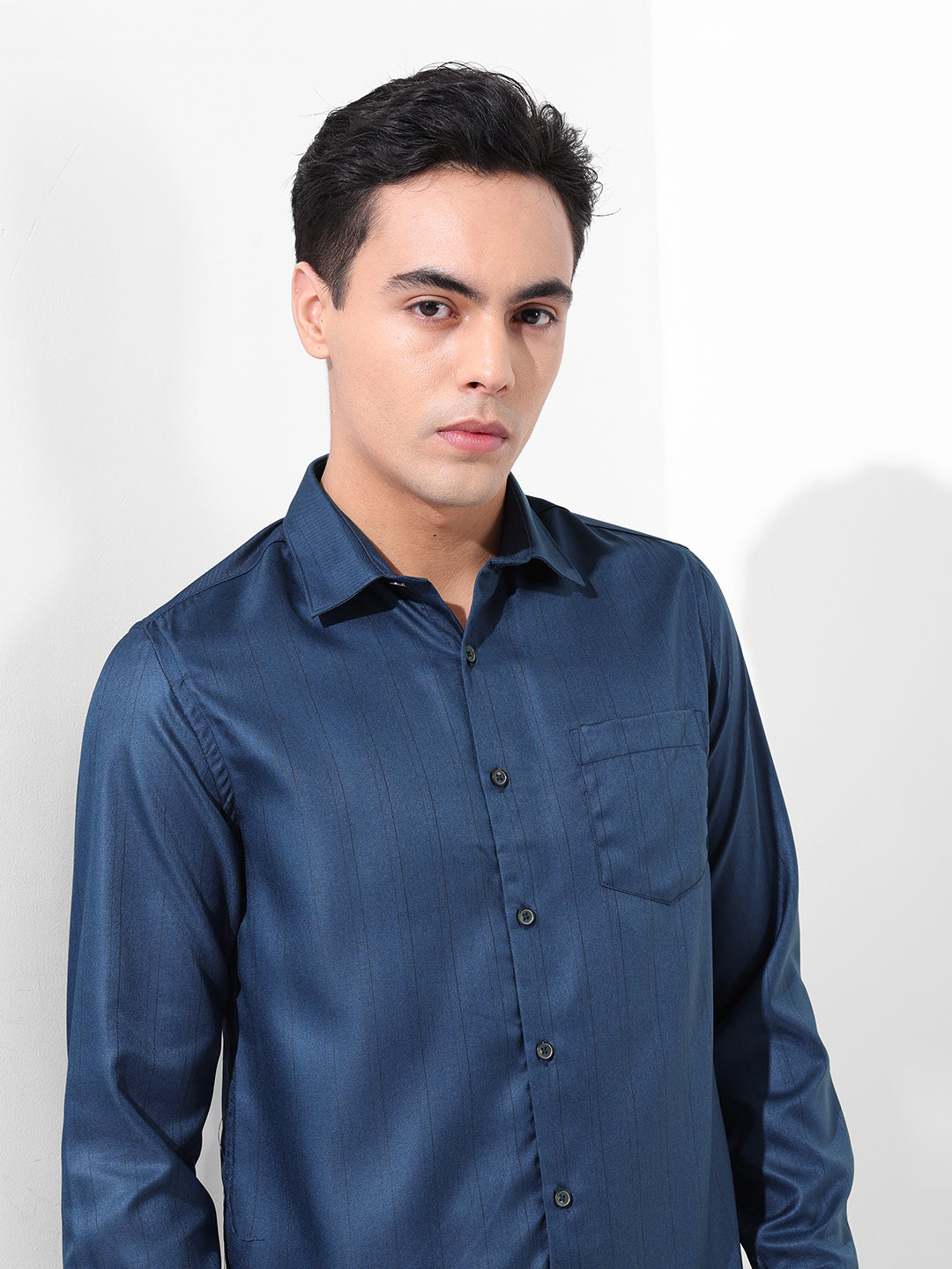 Men's Blue Slim Fit Striped Formal Shirt