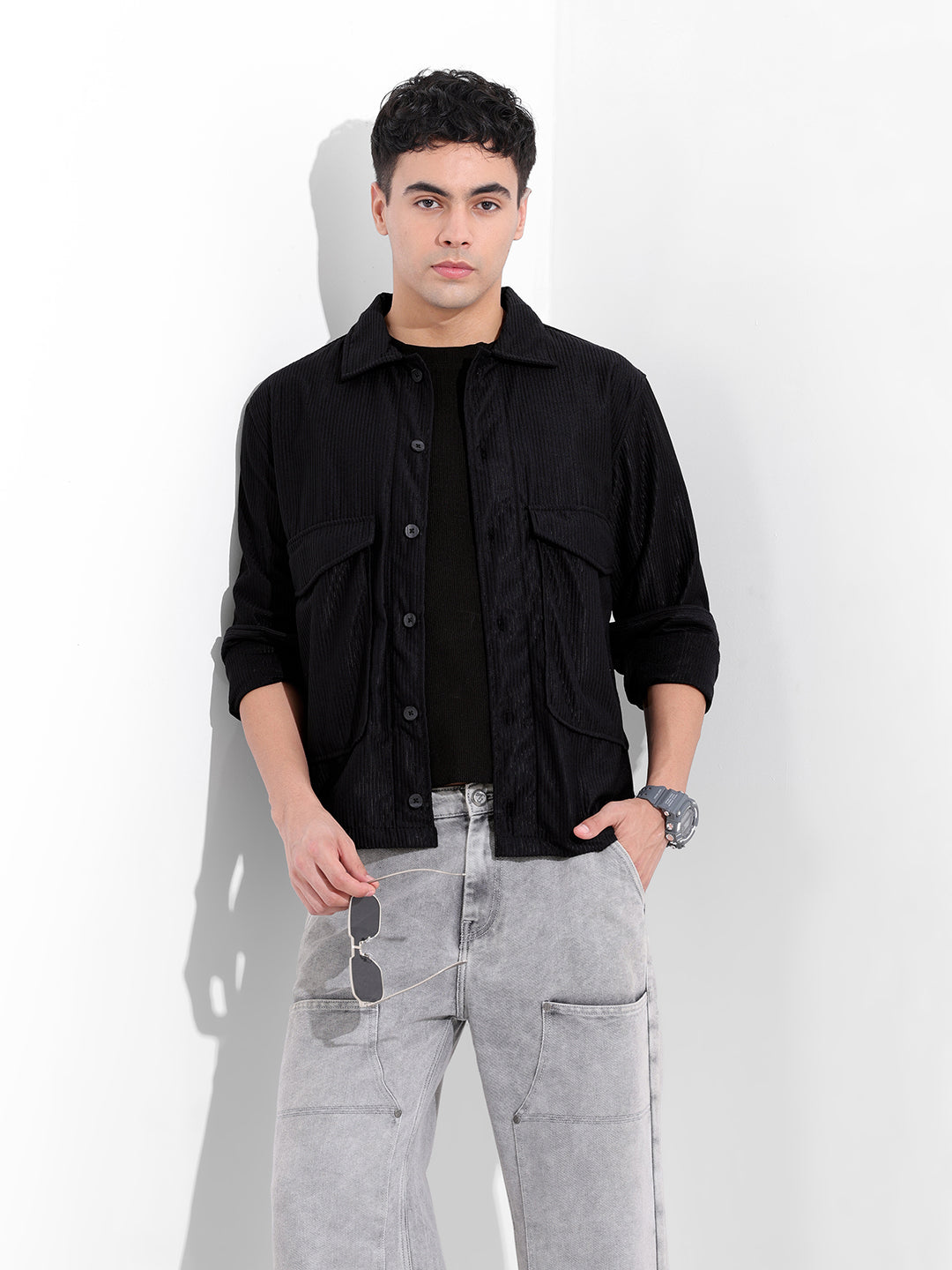 Men's Black Boxy Fit Solid Street Shirt