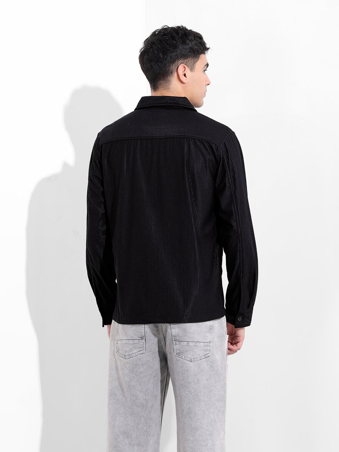 Men's Black Boxy Fit Solid Street Shirt