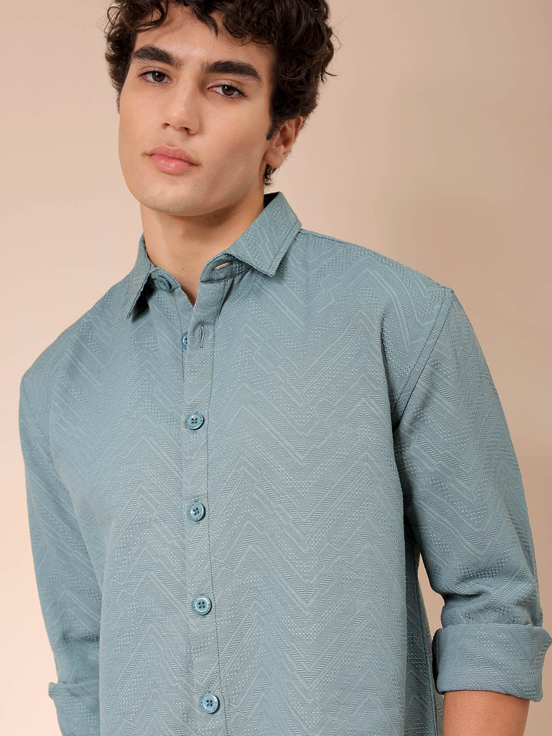 Men's Green Relaxed Fit Solid Resortwear Textured Shirt