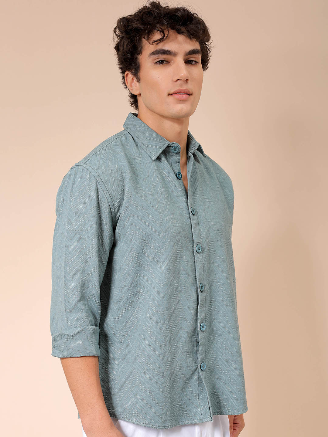 Men's Green Relaxed Fit Solid Resortwear Textured Shirt