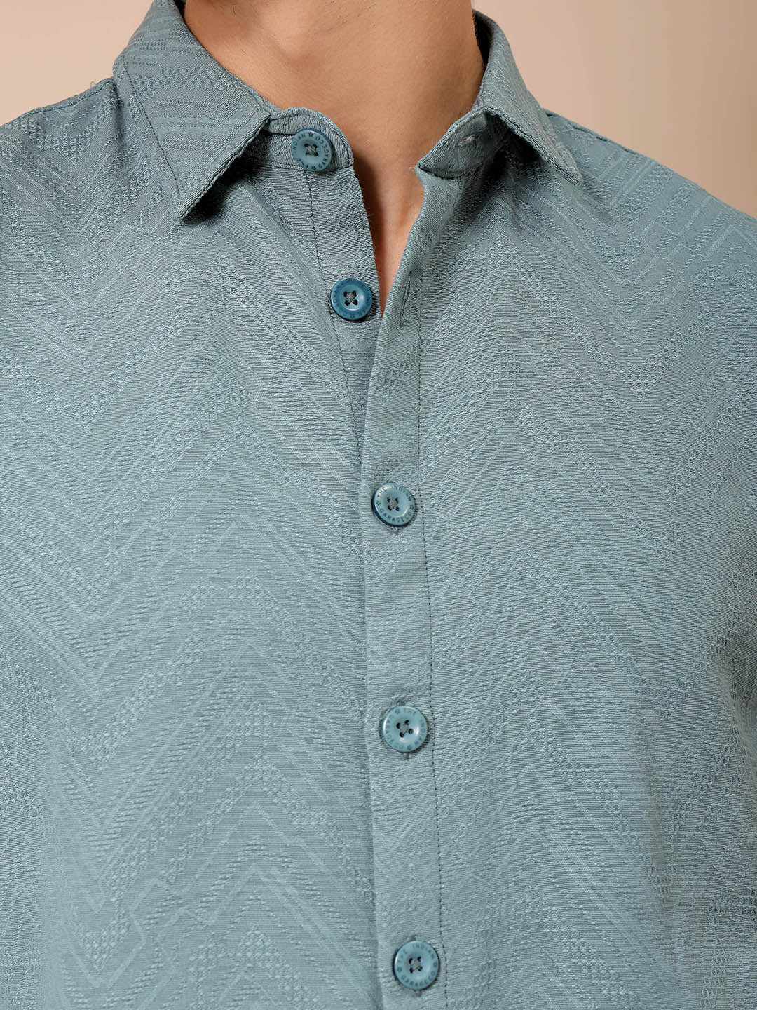 Men's Green Relaxed Fit Solid Resortwear Textured Shirt