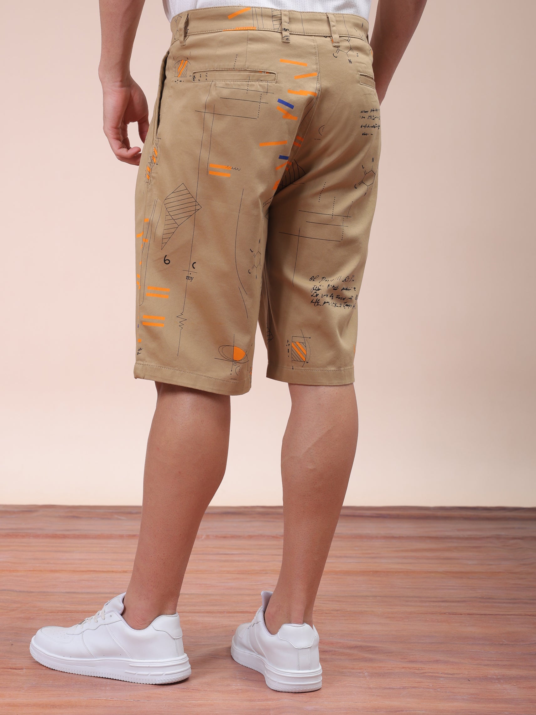 Men's Beige Relaxed Fit Face Print Shorts