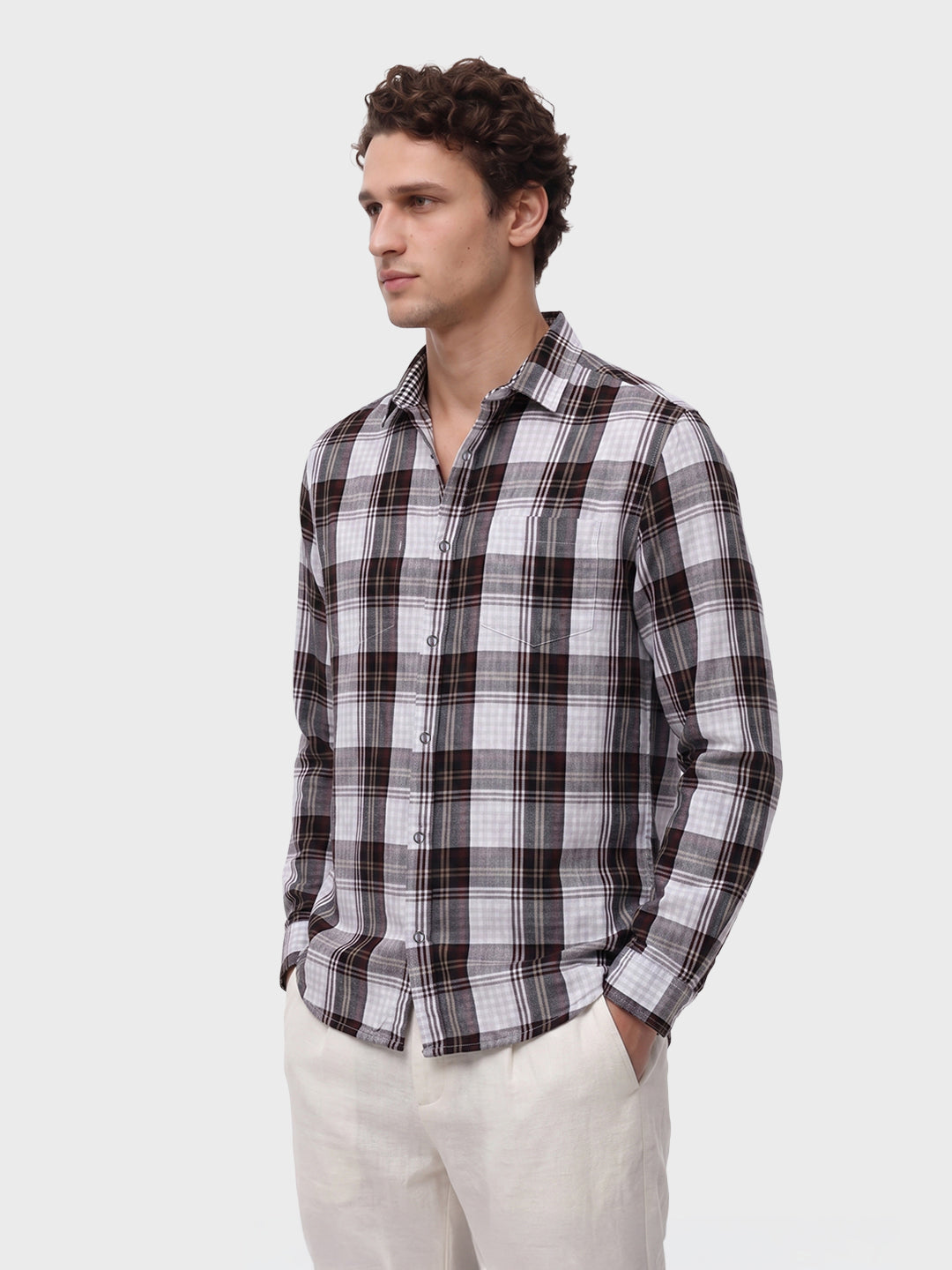 Men's White Regular Fit Checkered Casual Shirts