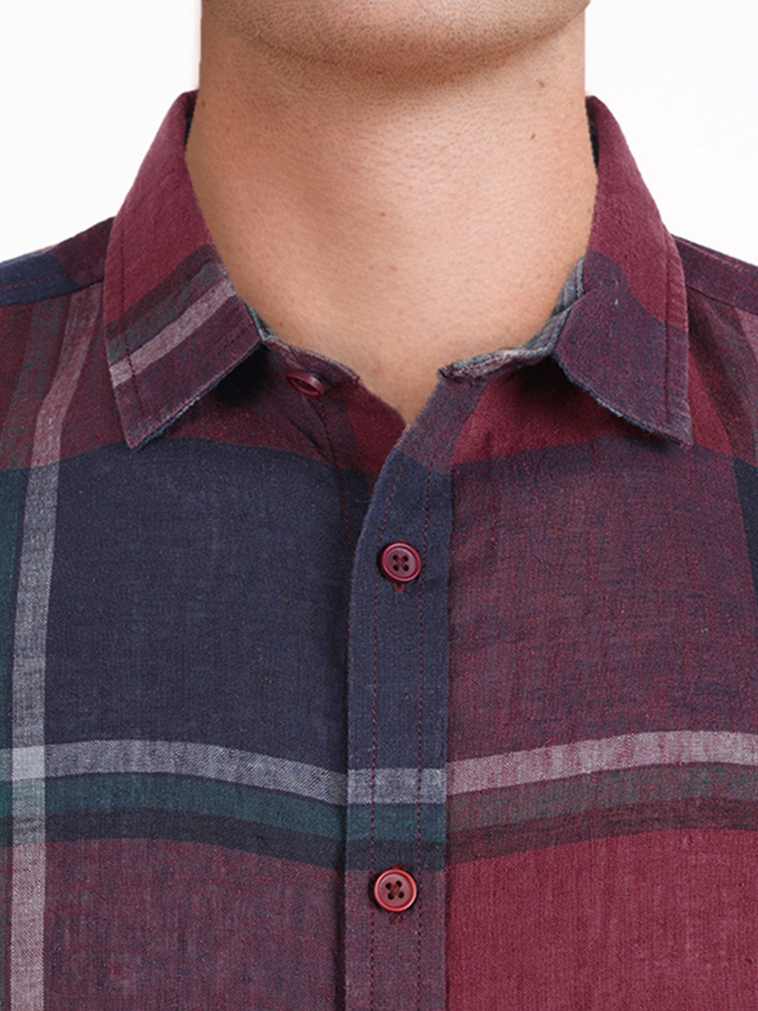 Men's Maroon Slim Fit Checked Casual Shirt