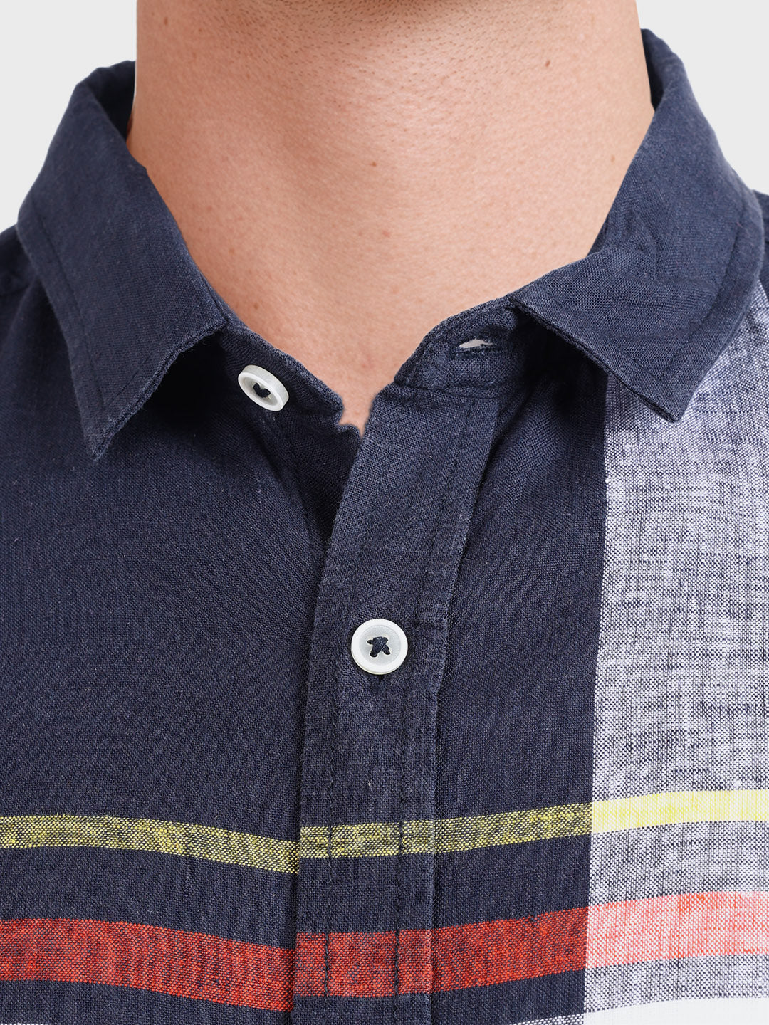 Men's Navy Blue Slim Fit Checked Casual Shirt
