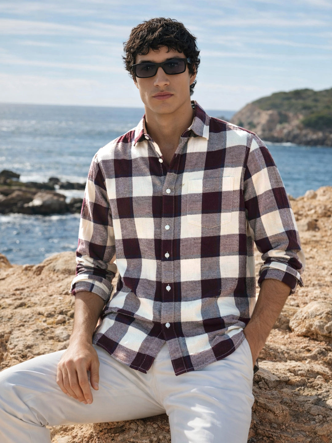 Men's Maroon Slim Fit Checked Casual Shirt