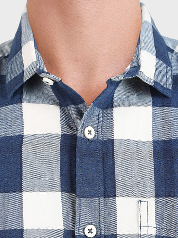 Men's Navy Blue Slim Fit Checkered Casual Shirt
