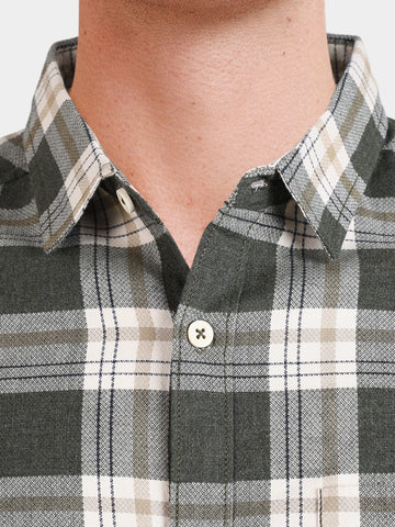 Men's Green Slim Fit Checkered Casual Shirt