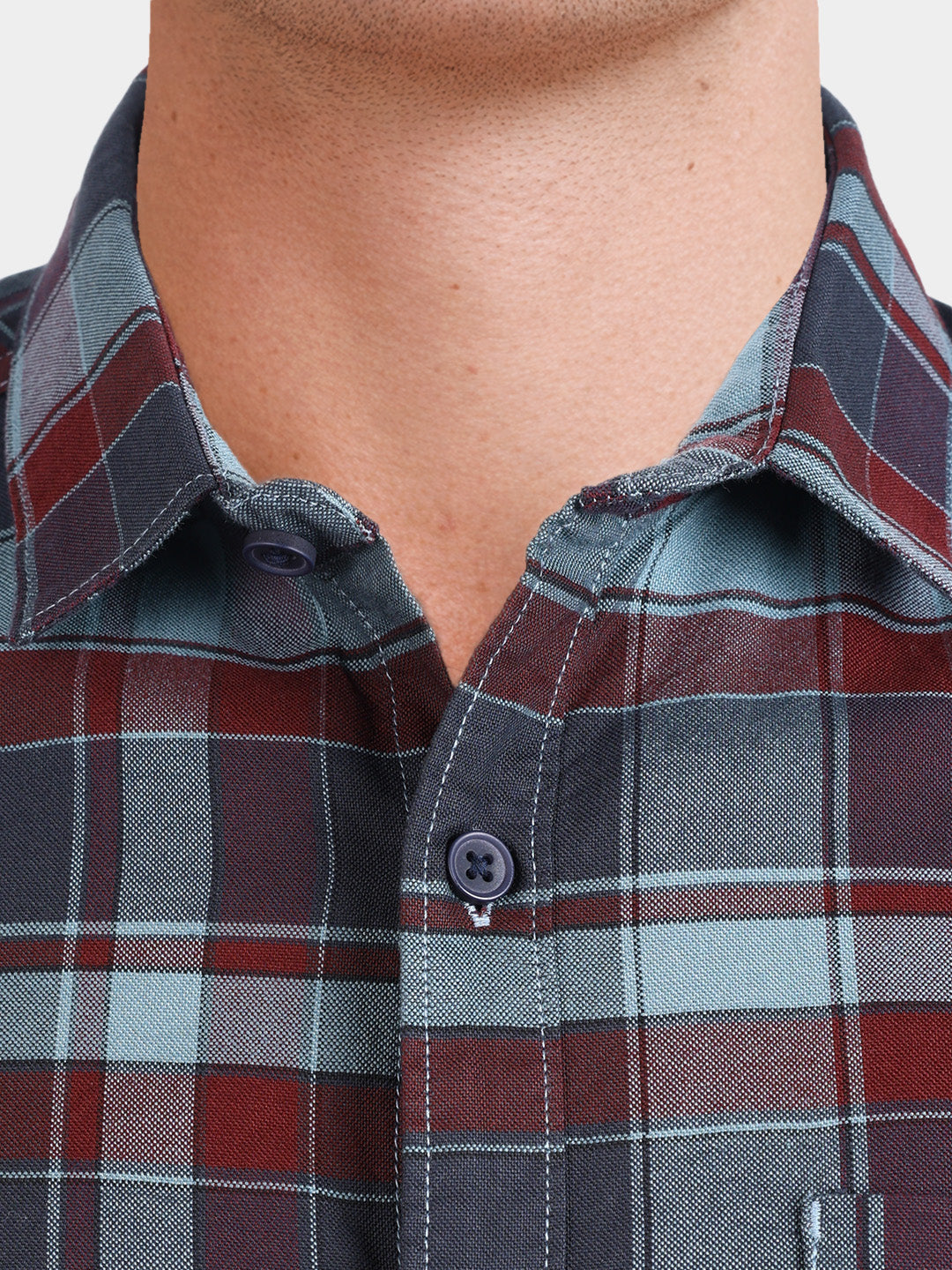 Men's Red Regular Fit Checkered Casual Shirt
