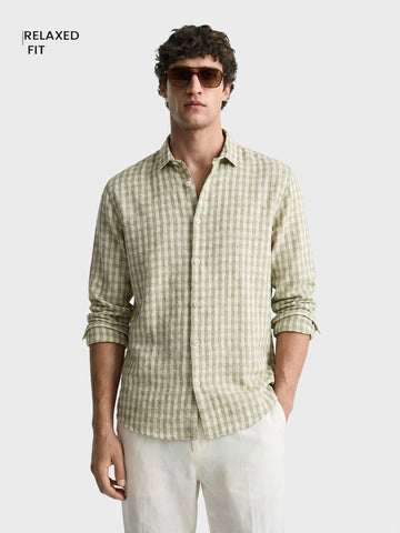 Men's Green Relaxed Fit Checked Resort Wear Shirt