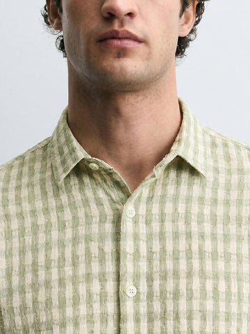 Men's Green Relaxed Fit Checked Resort Wear Shirt