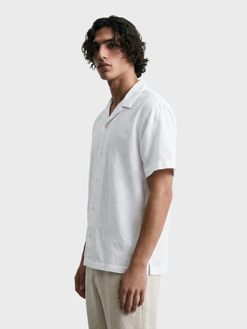 Men's White Relaxed Fit Solid Casual Shirt