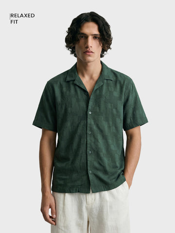 Men's Green Relaxed Fit Solid Casual Shirt