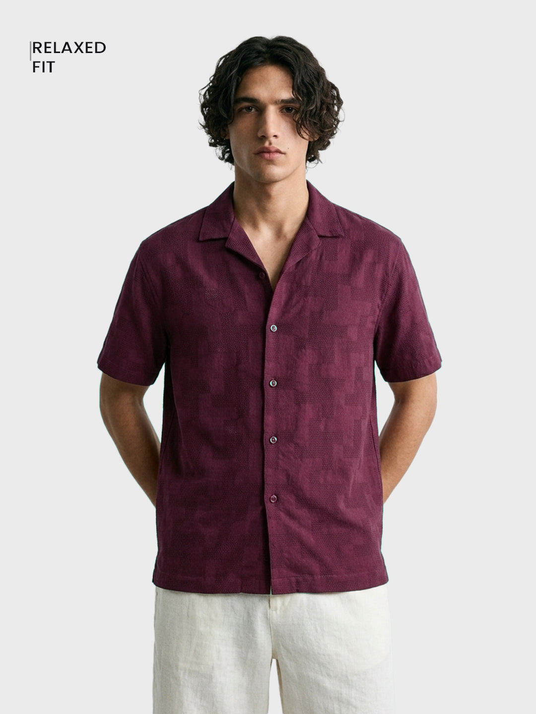 Men's Maroon Relaxed Fit Solid Casual Shirt