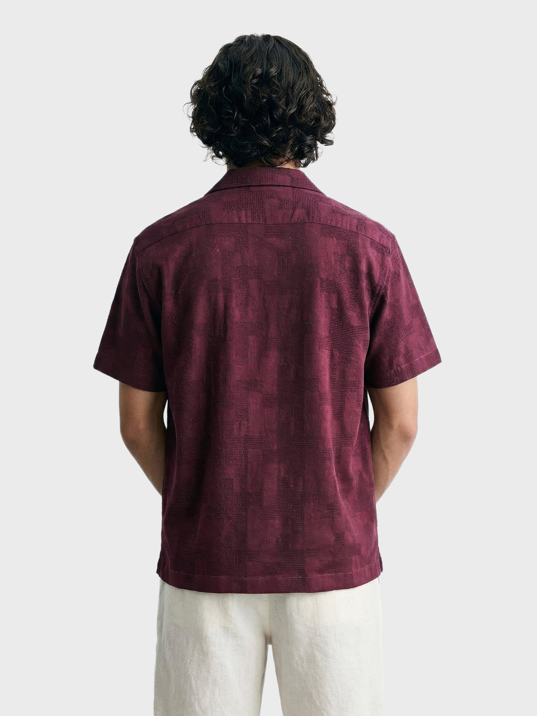 Men's Maroon Relaxed Fit Solid Casual Shirt