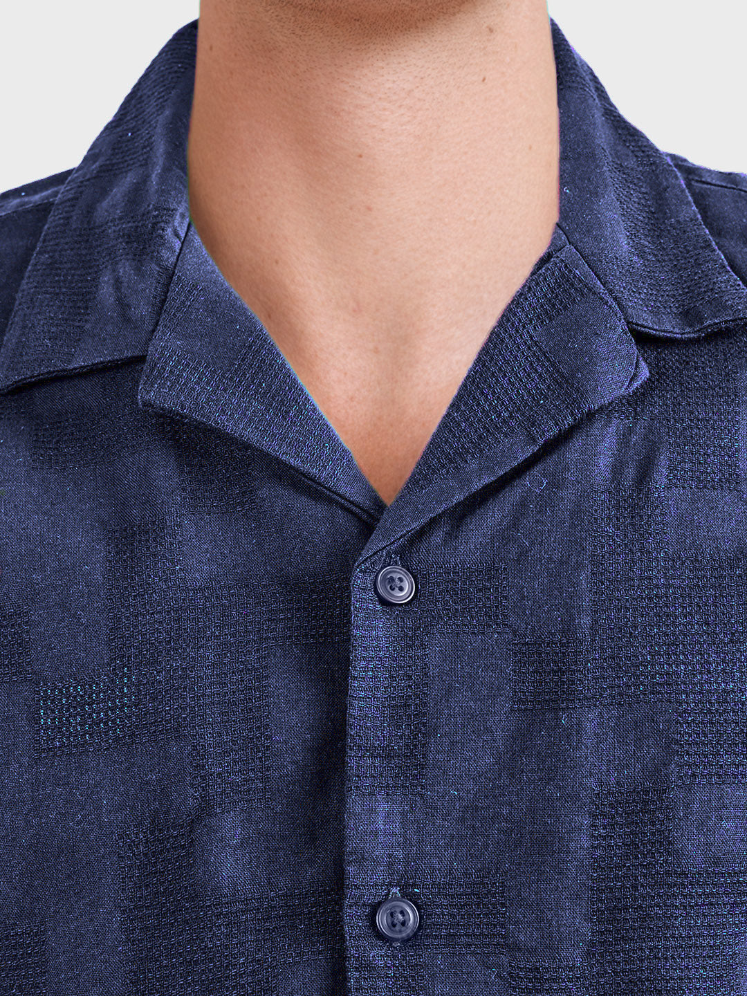 Men's Blue Relaxed Fit Solid Casual Shirt