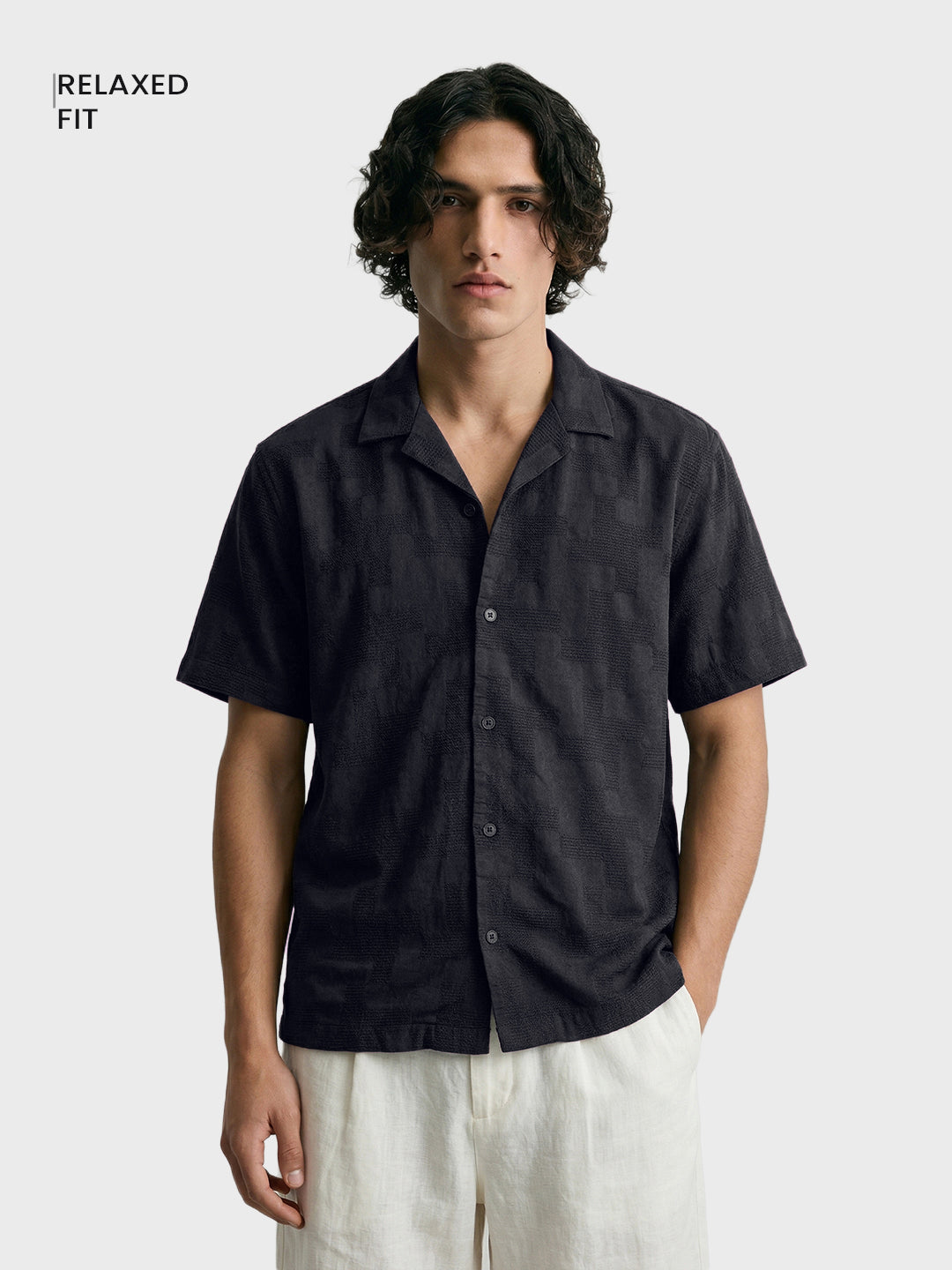 Men's Black Relaxed Fit Solid Casual Shirt