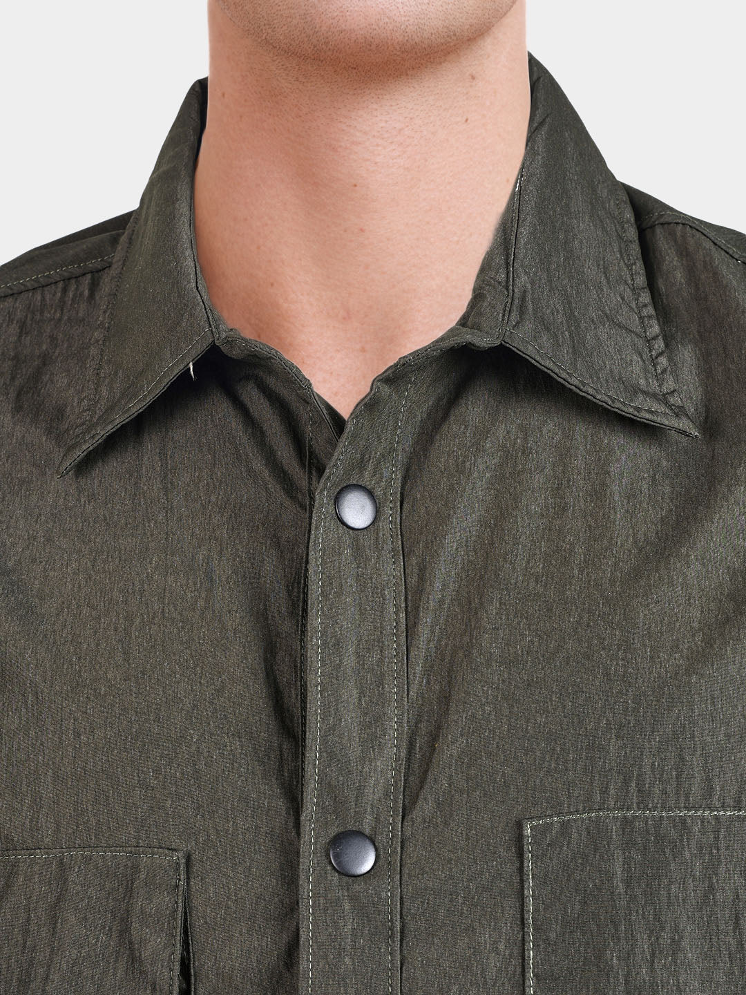 Men's Green Relaxed Fit Solid Casual Shirts