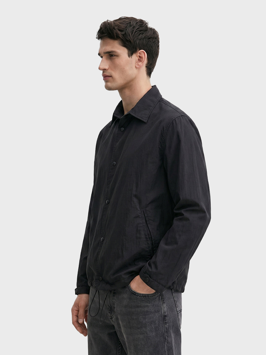 Men's Black Relaxed Fit Solid Casual Shirt