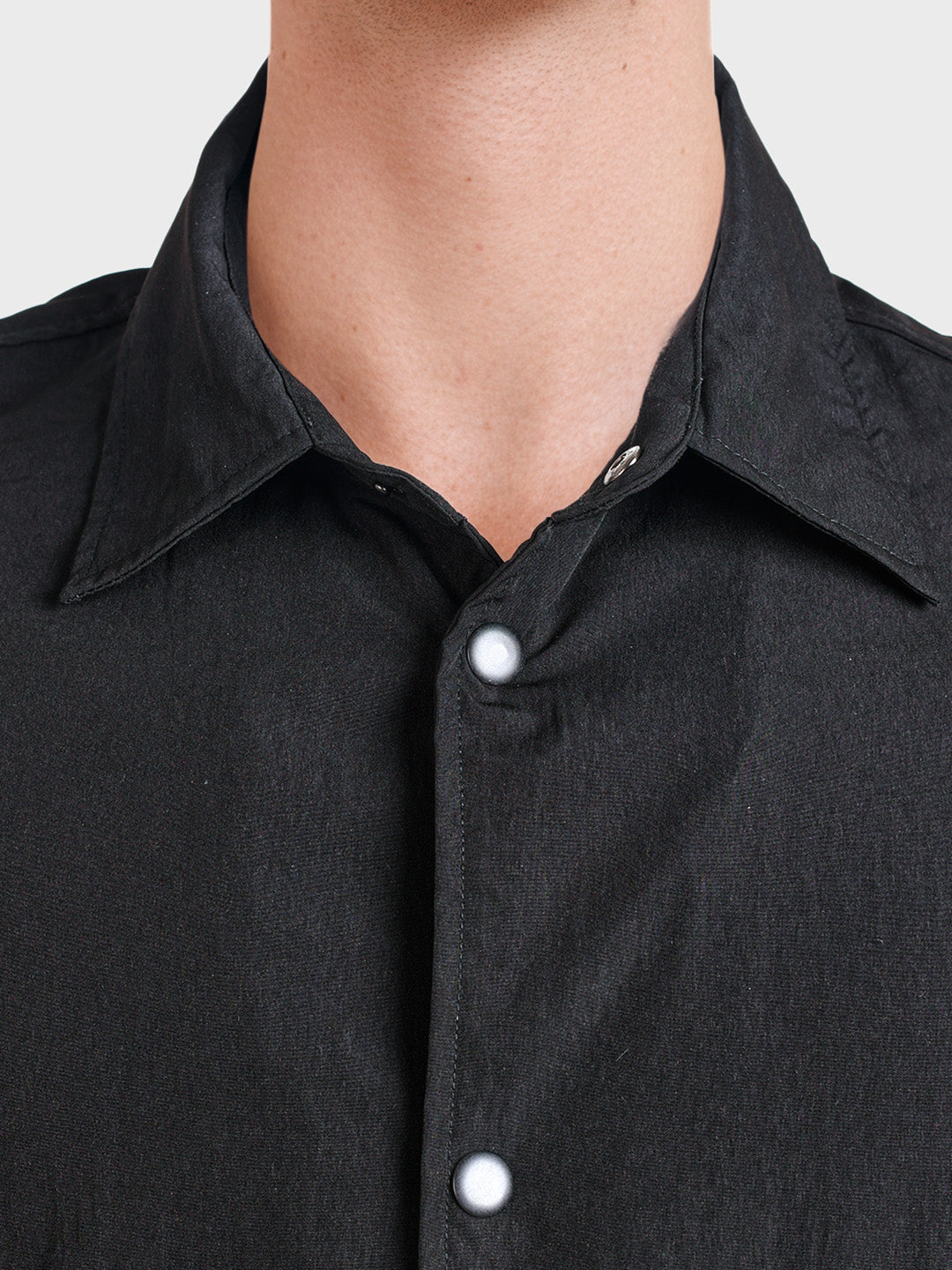 Men's Black Relaxed Fit Solid Casual Shirt