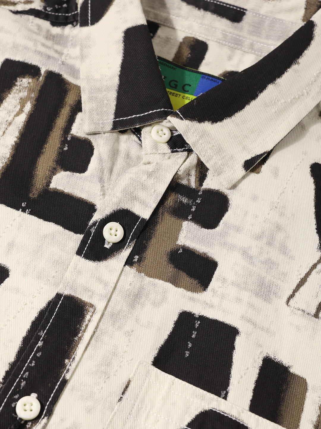 Men's Black Regular Fit Printed Casual Shirt