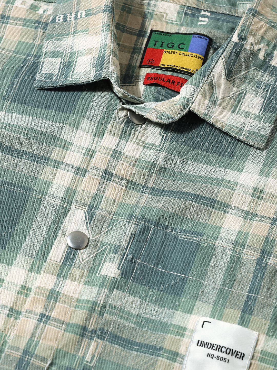 Men's Green Regular Fit Checked Casual Shirt