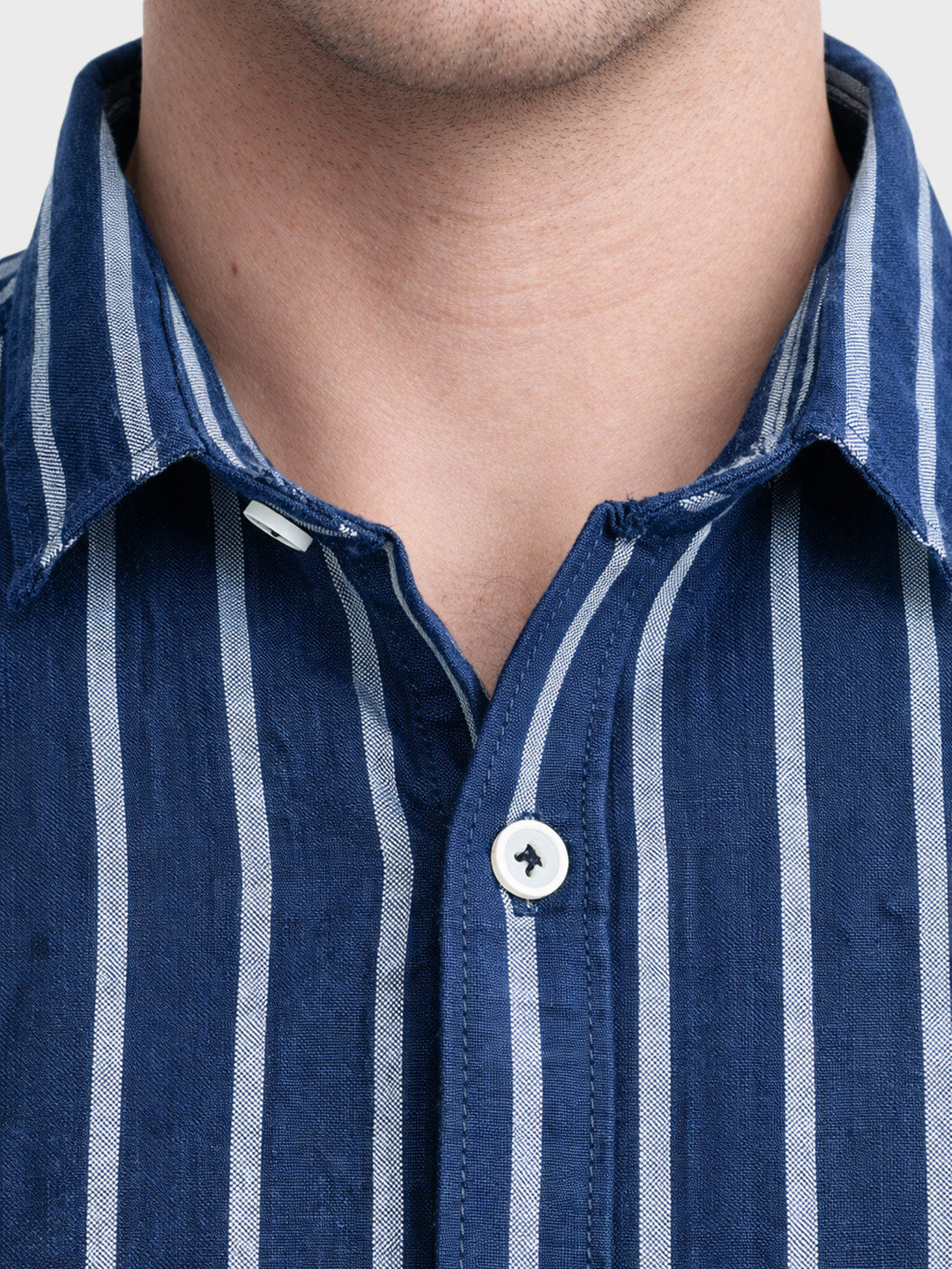 Men's Navy Blue Regular Fit Striped Casual Shirts