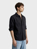 Men's Black Regular Fit Solid Casual Shirt
