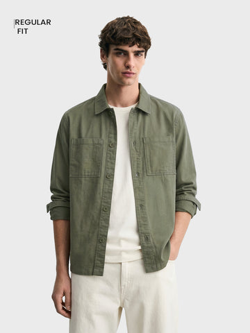 Men's Green Regular Fit Solid Casual Shirt