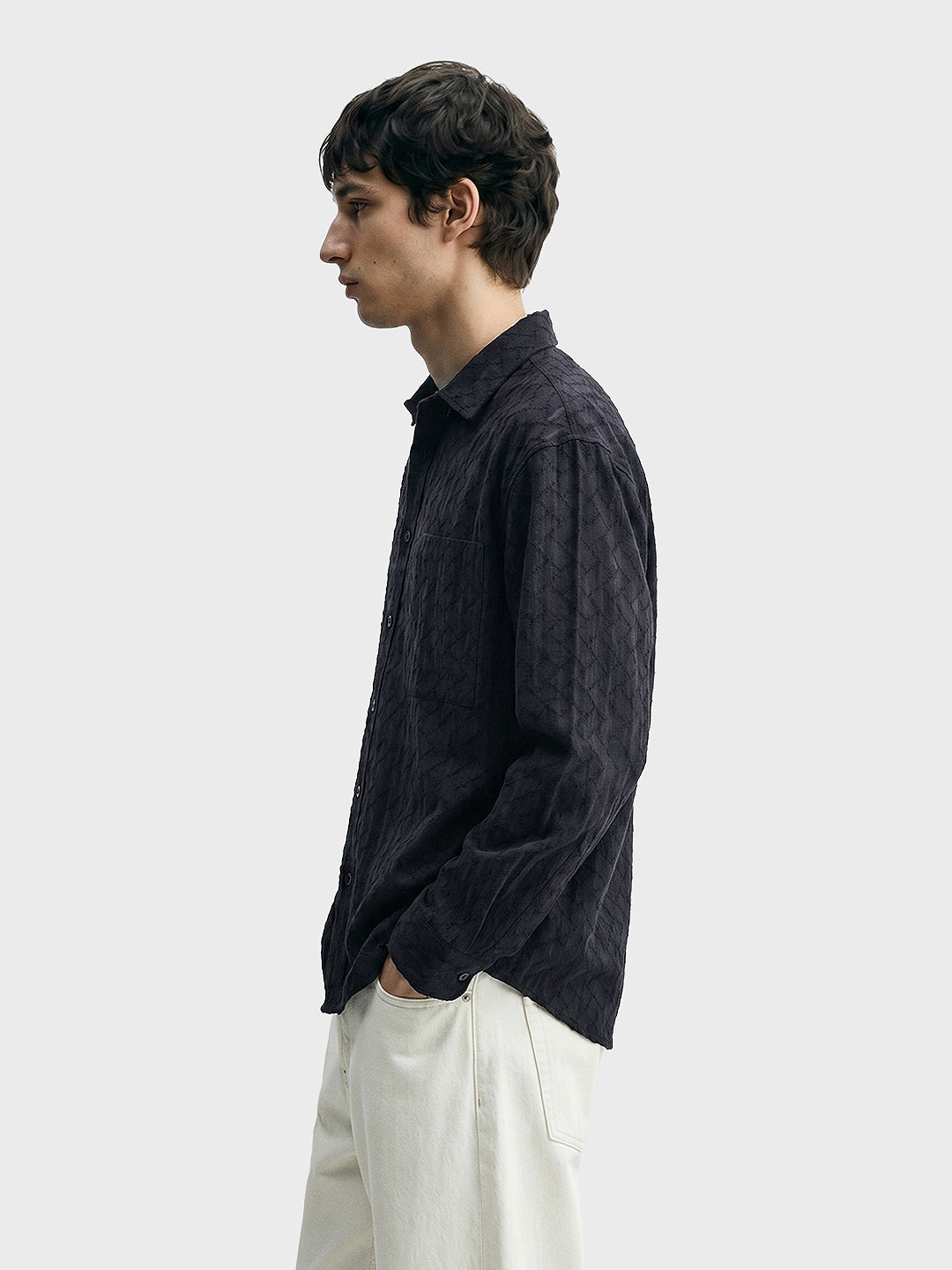 Men's Black Regular Fit Solid Casual Shirt
