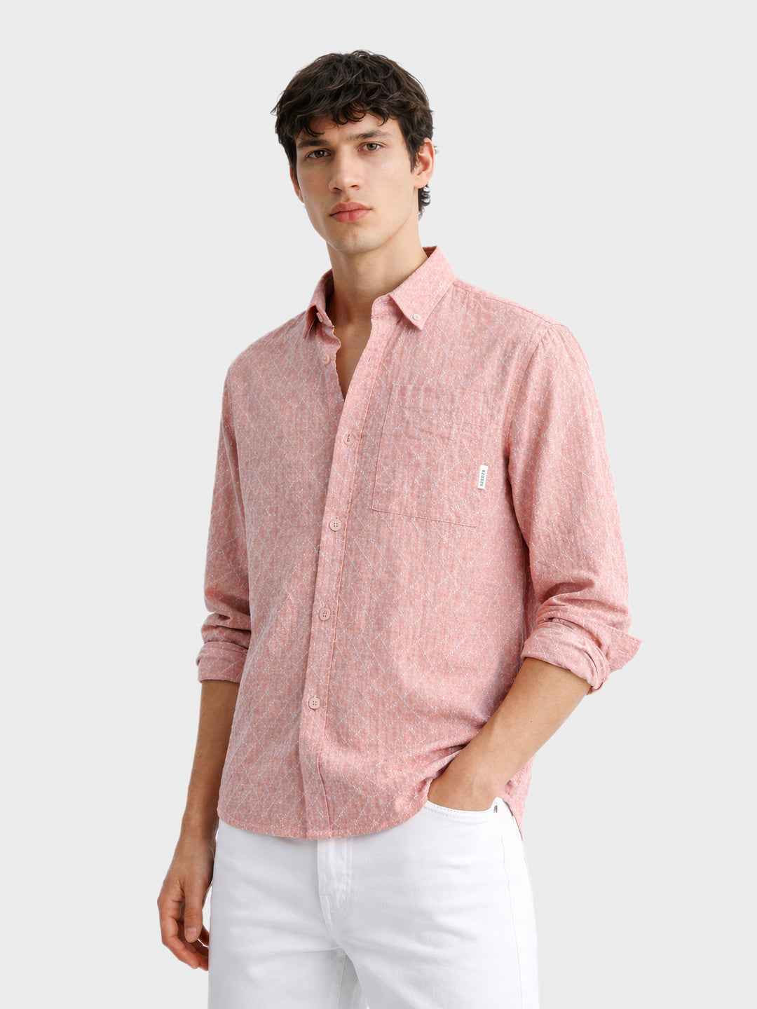 Men's Pink Regular Fit Textured Casual Shirts