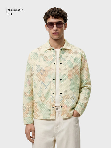 Men's Cream Regular Fit Solid Casual Shirts