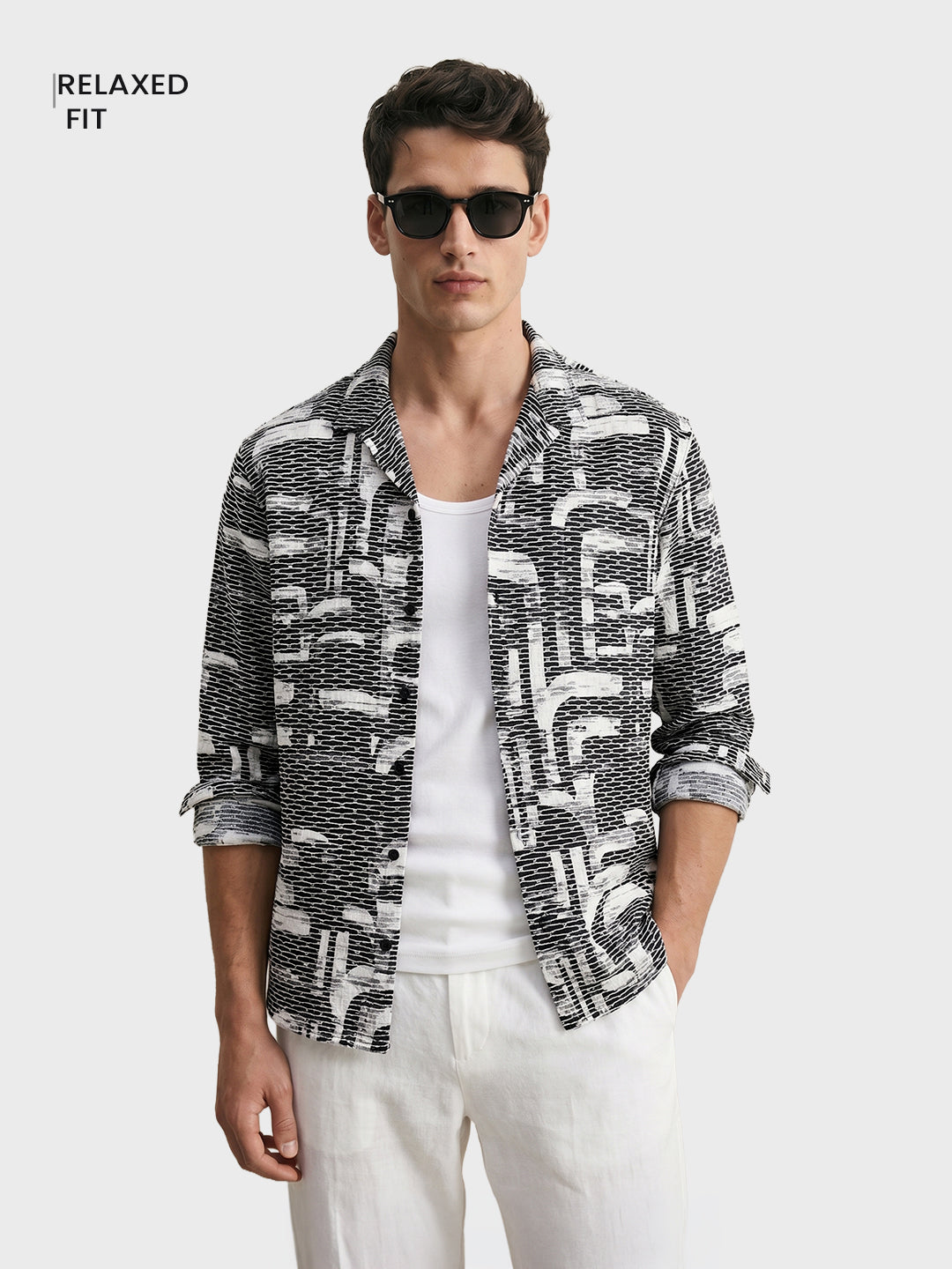 Men's Black Relaxed Fit Solid Casual Shirt