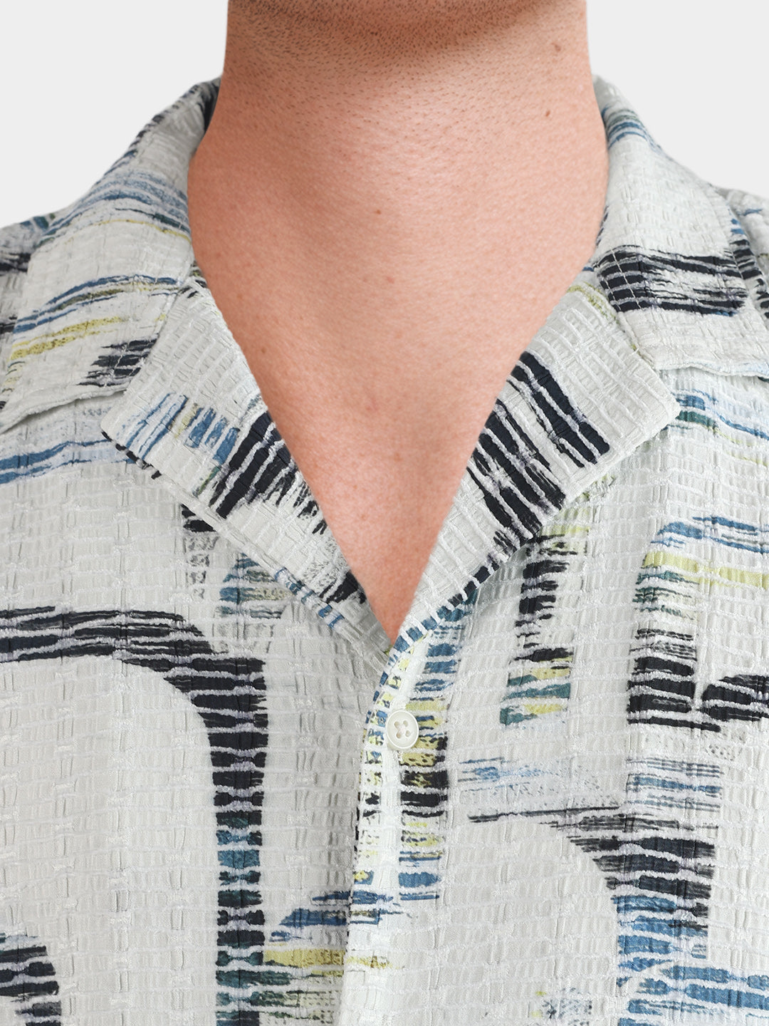 Men's White Relaxed Fit Solid Casual Shirt